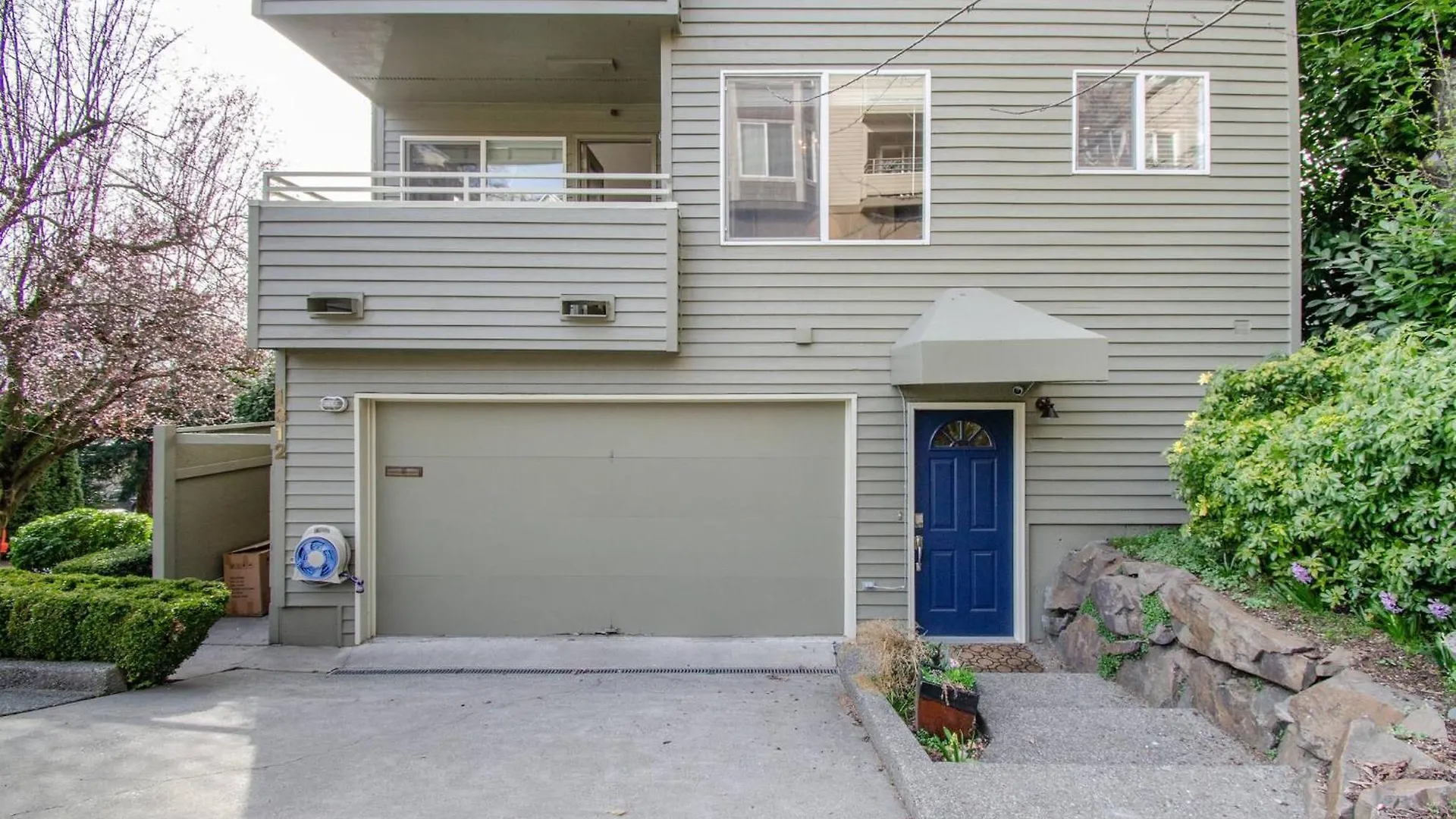 Gorgeous Queen Anne Townhouse - Rooftop Deck! Seattle Holiday home